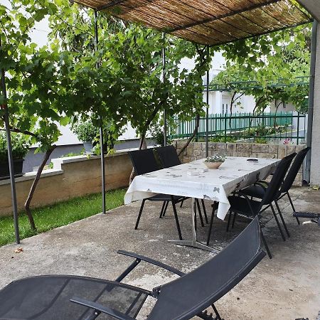 Gulin Apartments Vodice Exterior foto