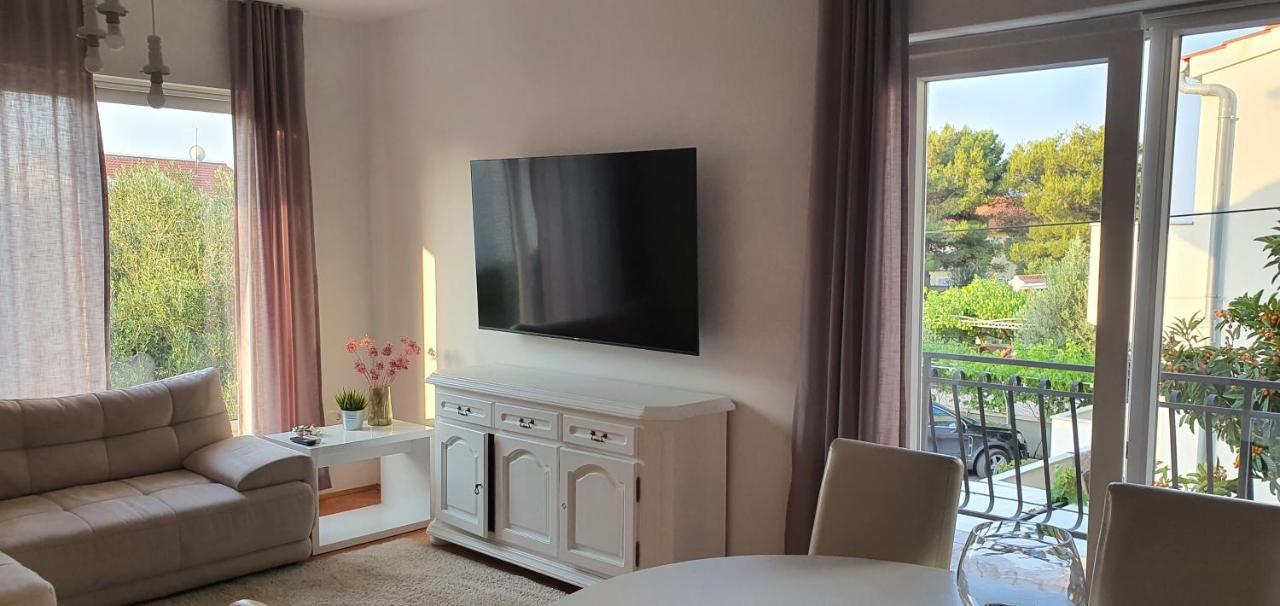 Gulin Apartments Vodice Exterior foto