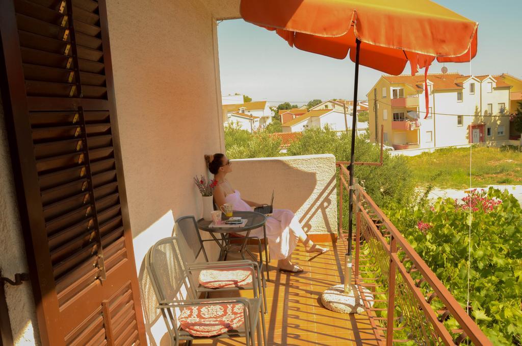 Gulin Apartments Vodice Zimmer foto