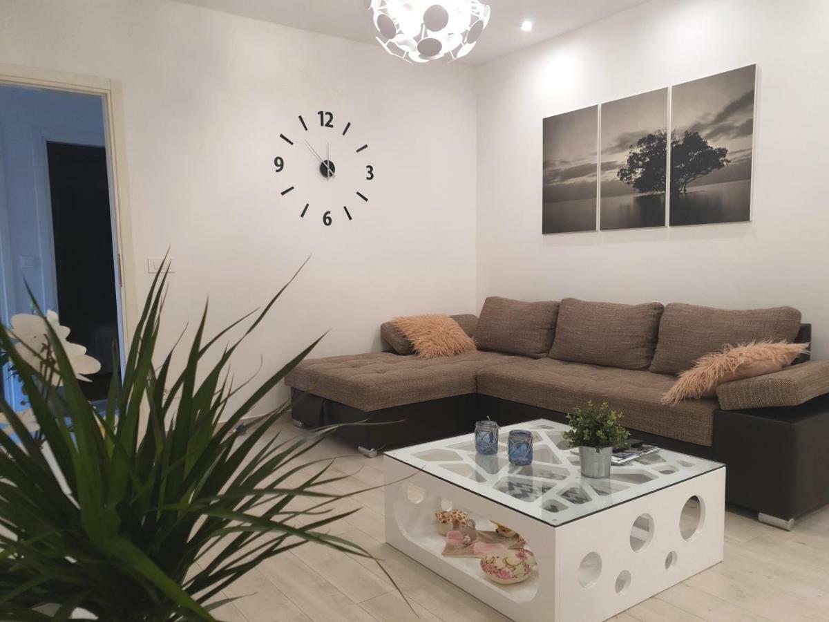 Gulin Apartments Vodice Exterior foto